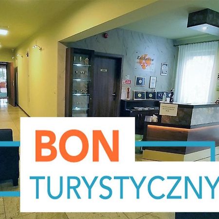 Hotel Kochanow Kochanow  Kültér fotó