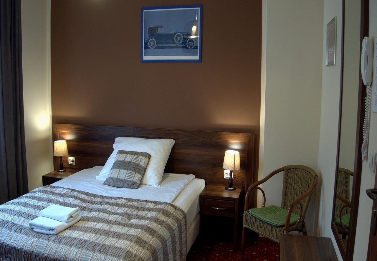 Hotel Kochanow Kochanow  Kültér fotó