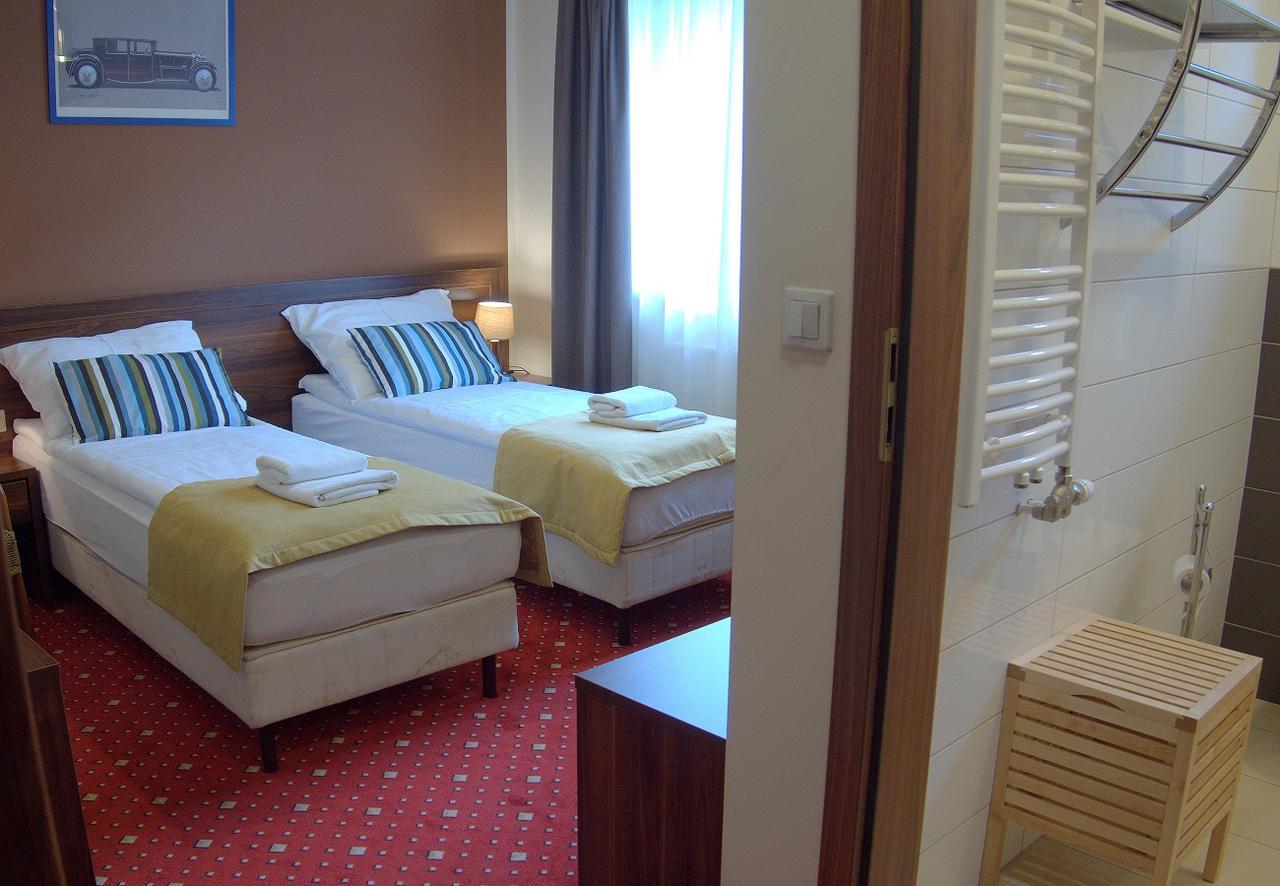 Hotel Kochanow Kochanow  Kültér fotó
